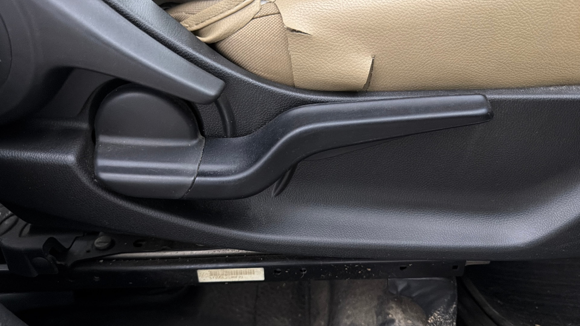 View 2022 Honda Amaze E MT Petrol BS IV Image 18 Used 2022 Honda Amaze E MT Petrol BS IV Image 18
