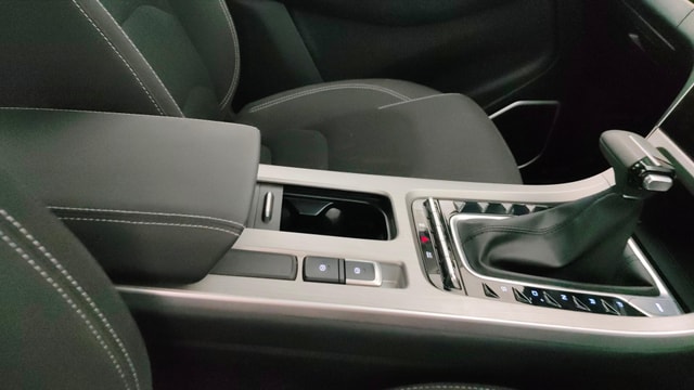 View MG Hector Image 41 Used MG Hector Image 41