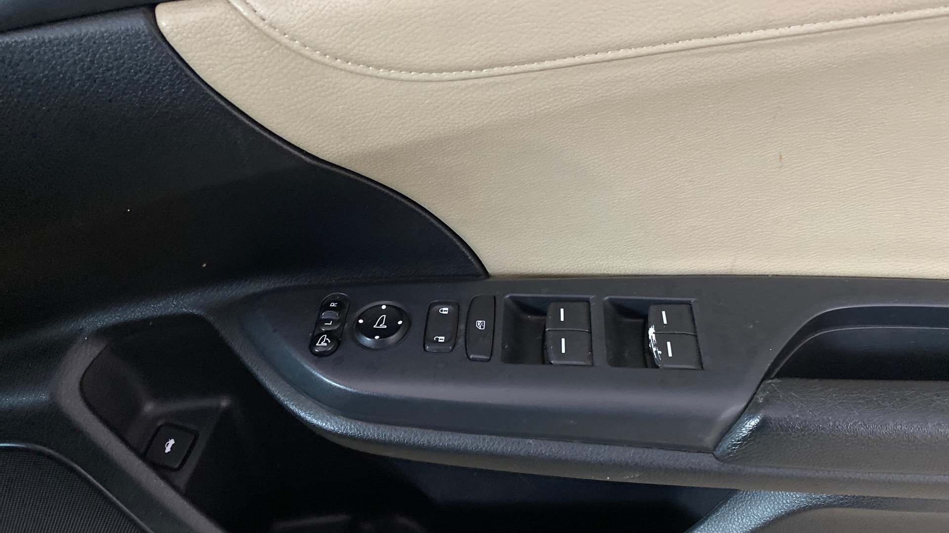 View 2020 Honda Civic Hybrid Image 34 Used 2020 Honda Civic Hybrid Image 34