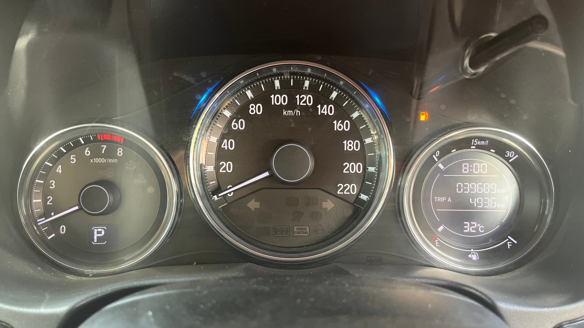 View 2017 Honda City ZX MT Diesel Anniversary Edition Image 37 Used 2017 Honda City ZX MT Diesel Anniversary Edition Image 37