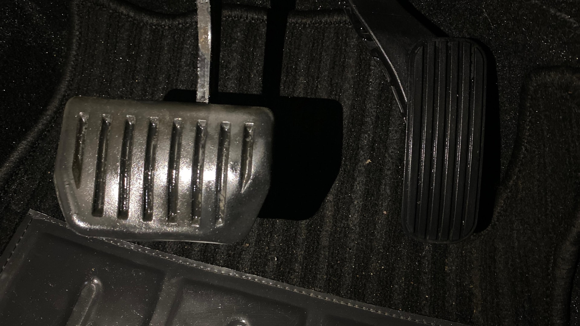View 2022 Tata Safari 4X2 Image 9 Used 2022 Tata Safari 4X2 Image 9