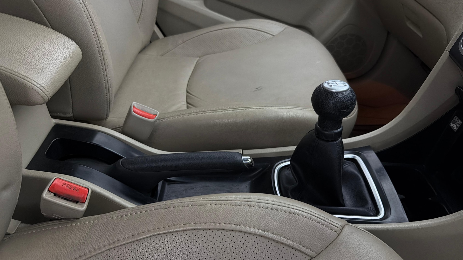 Used 2016 Maruti Suzuki 1000 Used 2016 Maruti Suzuki 1000