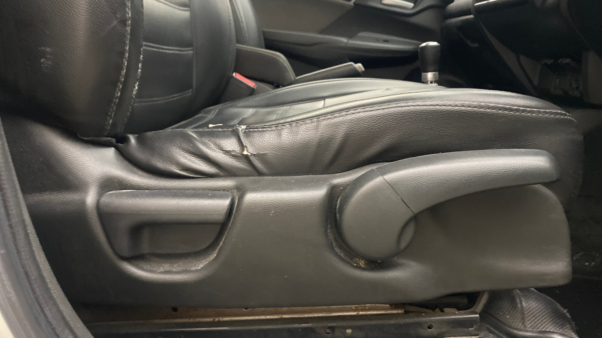 View 2019 Honda WR-V S MT Diesel Edge Edition Image 18 Used 2019 Honda WR-V S MT Diesel Edge Edition Image 18