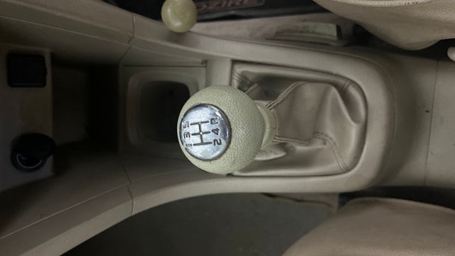 View Maruti Suzuki 1000 Image 38 Used Maruti Suzuki 1000 Image 38