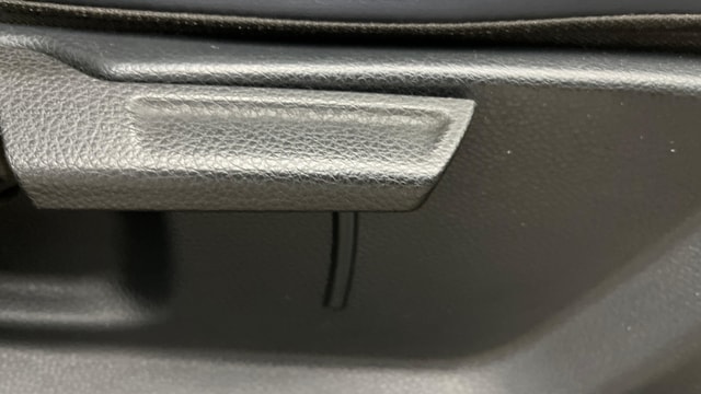 View Kia Carens Image 20 Used Kia Carens Image 20