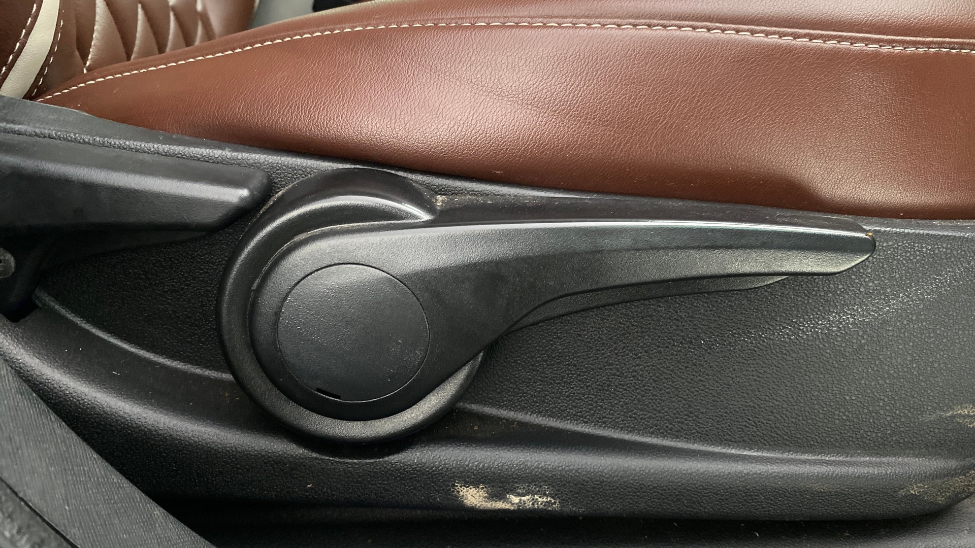 View 2019 Tata Nexon XZA Plus Diesel Image 18 Used 2019 Tata Nexon XZA Plus Diesel Image 18