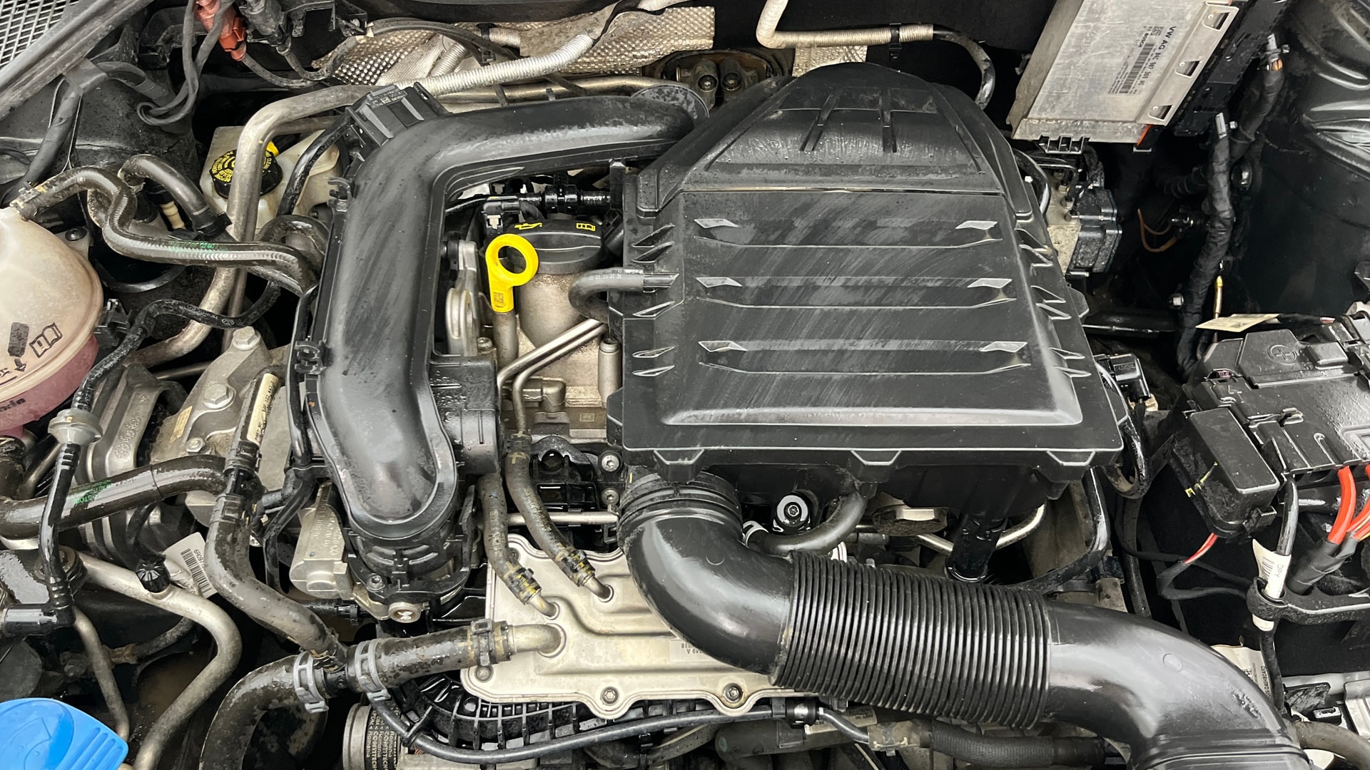 View 2021 Volkswagen Vento 1.0 L TSI Highline Petrol Image 42 Used 2021 Volkswagen Vento 1.0 L TSI Highline Petrol Image 42