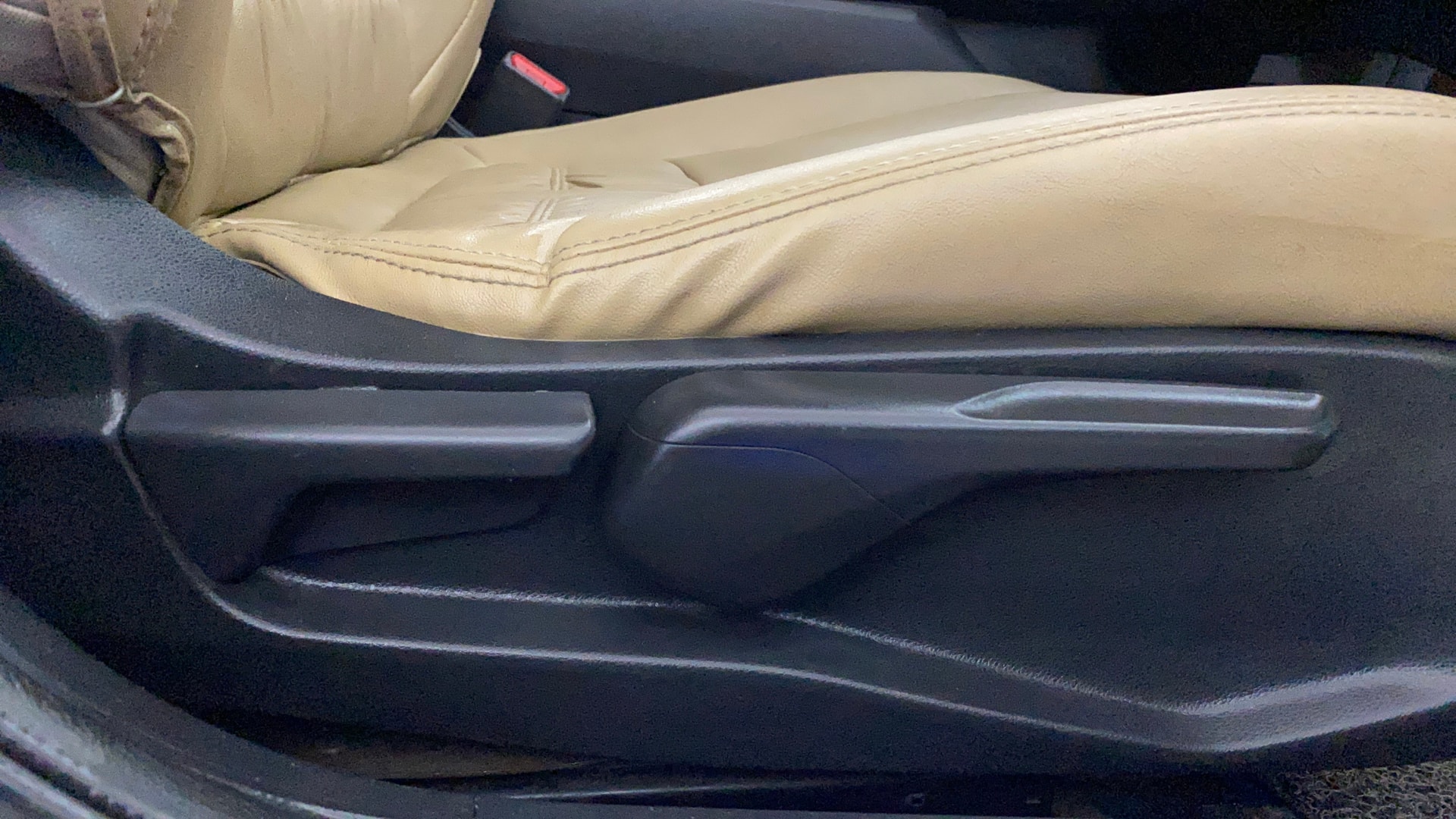 View 2019 Honda Civic Hybrid Image 10 Used 2019 Honda Civic Hybrid Image 10