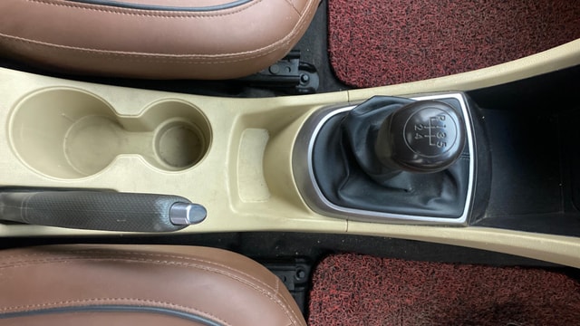 View Hyundai Fluidic Verna Image 38 Used Hyundai Fluidic Verna Image 38