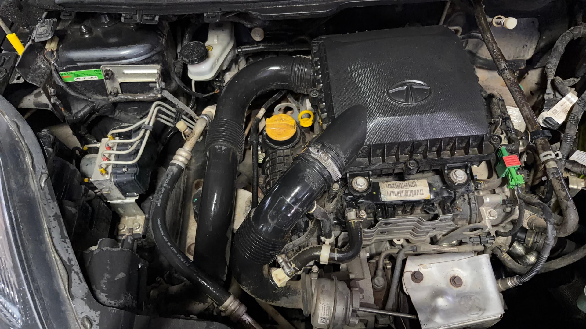 View 2019 Tata Nexon Revotron XZ Image 3 Used 2019 Tata Nexon Revotron XZ Image 3