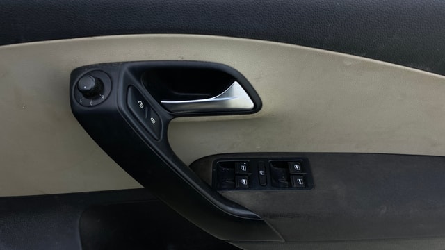 View Volkswagen Polo Image 32 Used Volkswagen Polo Image 32
