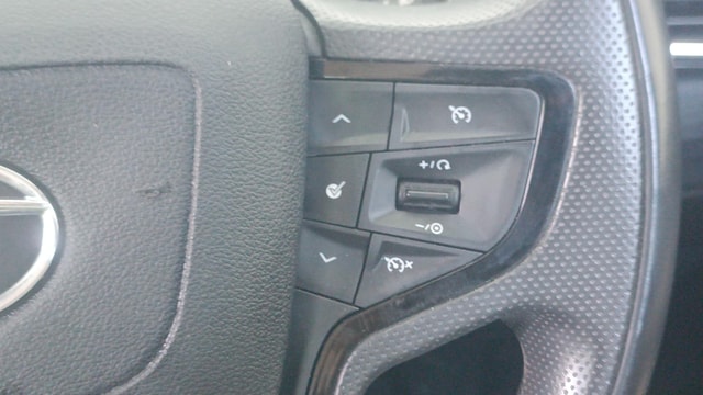 View Tata Safari Image 3 Used Tata Safari Image 3