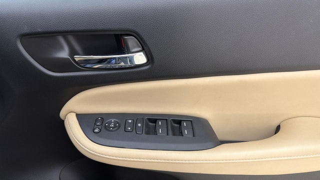 View Honda City ZX Image 39 Used Honda City ZX Image 39