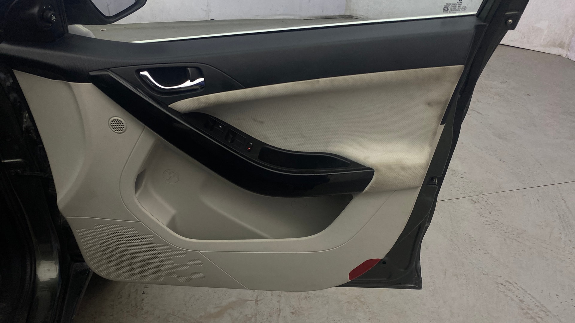 View 2021 Tata Nexon Revotron XE Image 35 Used 2021 Tata Nexon Revotron XE Image 35