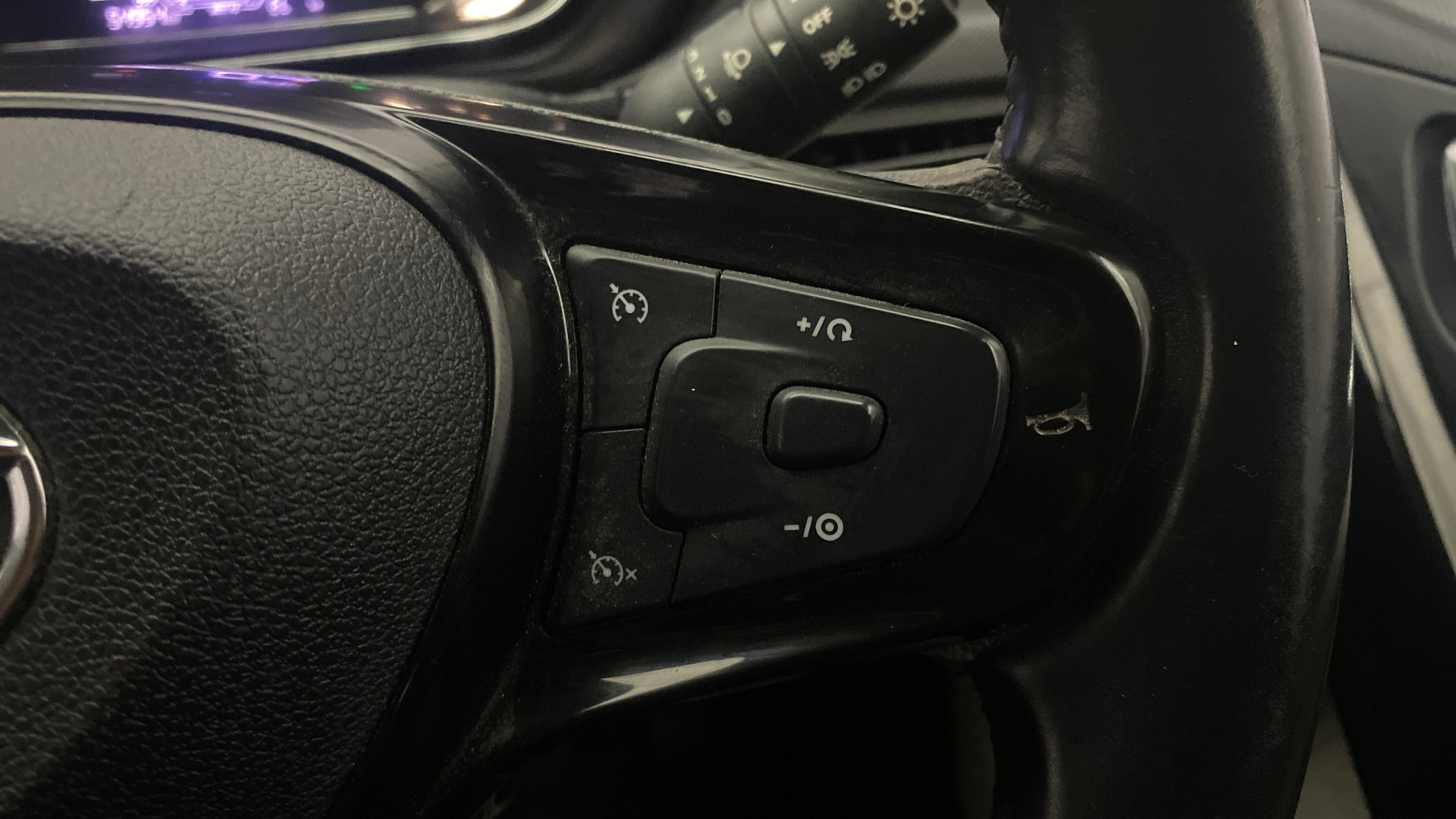 View 2021 Tata Nexon Revotron XE Image 3 Used 2021 Tata Nexon Revotron XE Image 3
