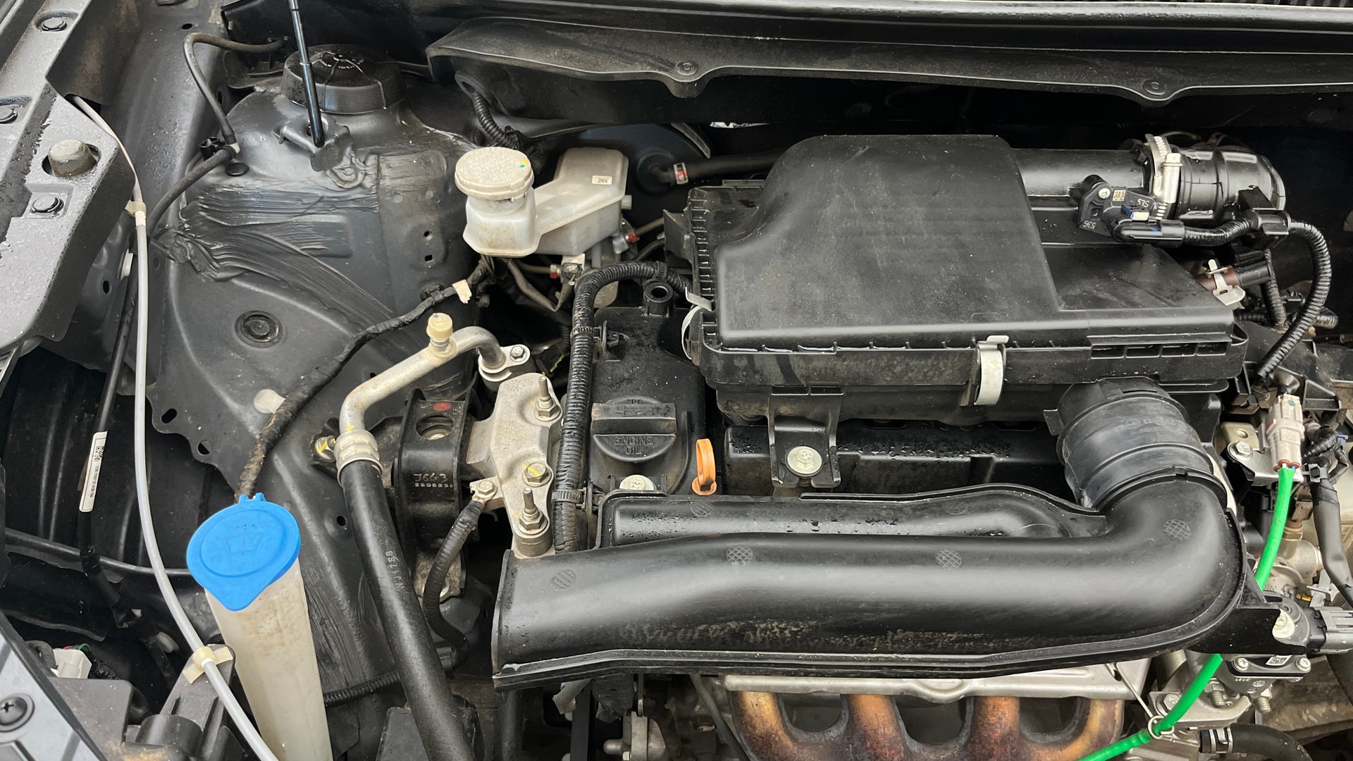 View 2023 Maruti Suzuki 1000 Base Variant Image 3 Used 2023 Maruti Suzuki 1000 Base Variant Image 3