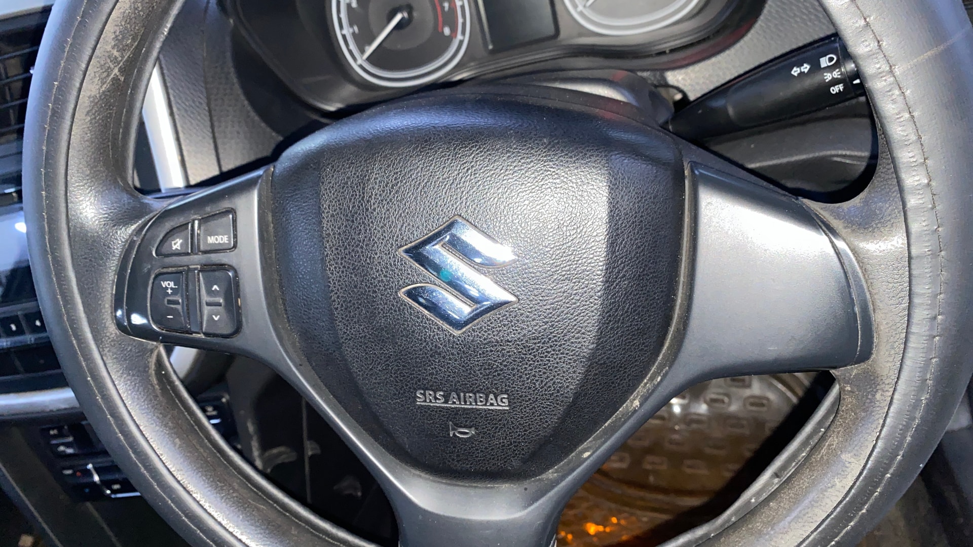 View 2020 Maruti Suzuki 1000 Base Variant Image 3 Used 2020 Maruti Suzuki 1000 Base Variant Image 3