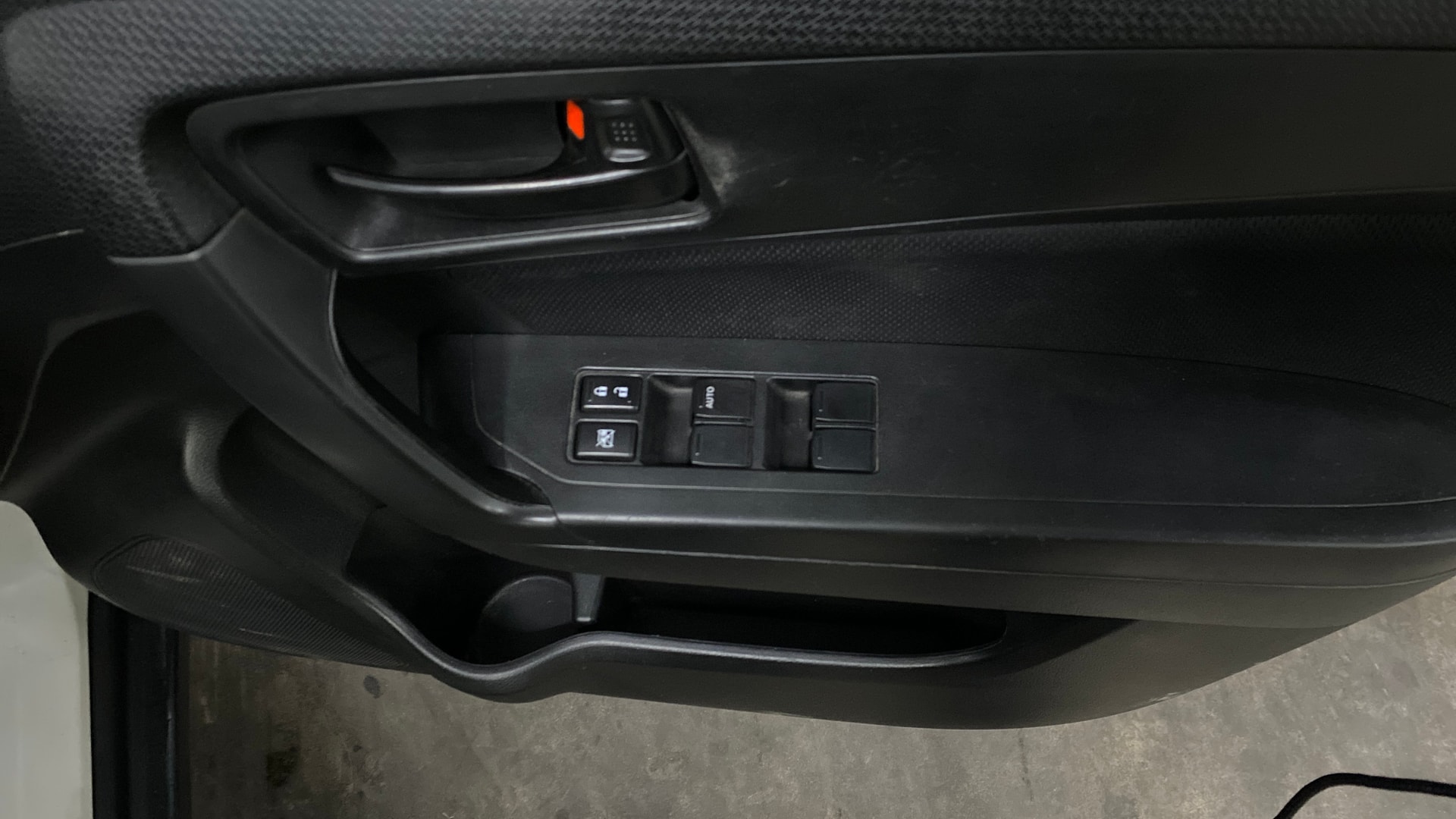 View 2020 Maruti Suzuki 1000 Base Variant Image 38 Used 2020 Maruti Suzuki 1000 Base Variant Image 38