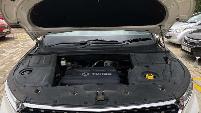 View MG Hector Image 47 Used MG Hector Image 47