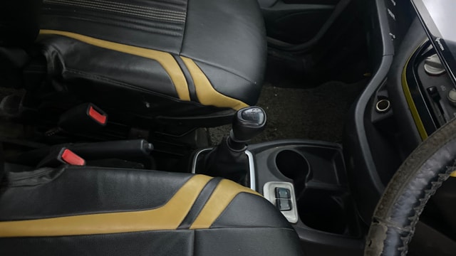 View Datsun Redi GO Image 38 Used Datsun Redi GO Image 38