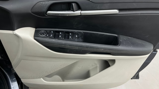 View Kia Sonet Image 35 Used Kia Sonet Image 35