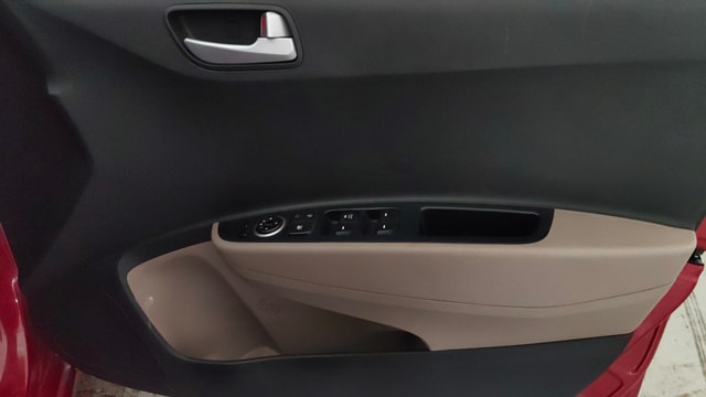 View Hyundai Grand i10 Image 33 Used Hyundai Grand i10 Image 33