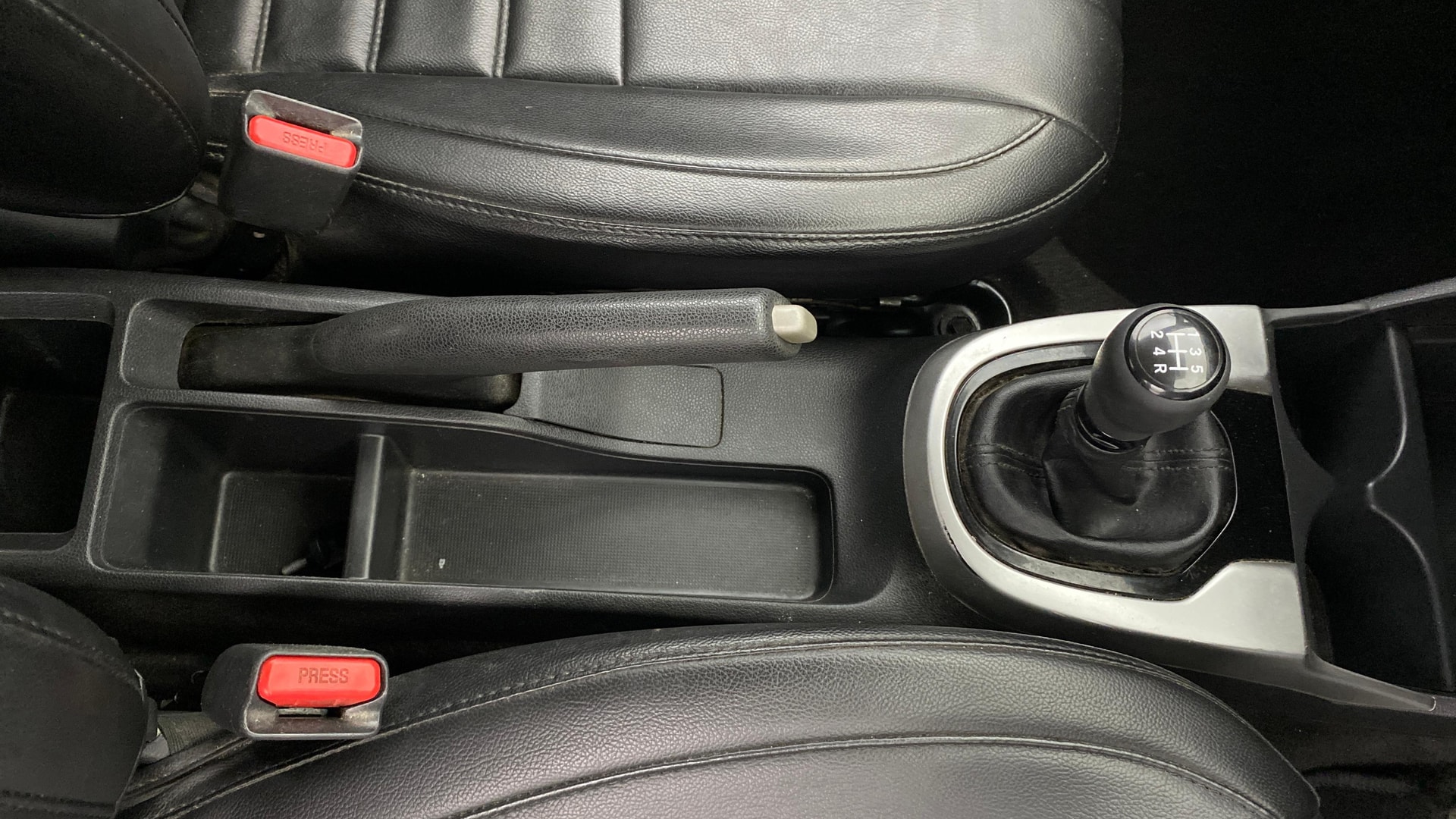 View 2019 Honda WR-V S MT Diesel Edge Edition Image 38 Used 2019 Honda WR-V S MT Diesel Edge Edition Image 38