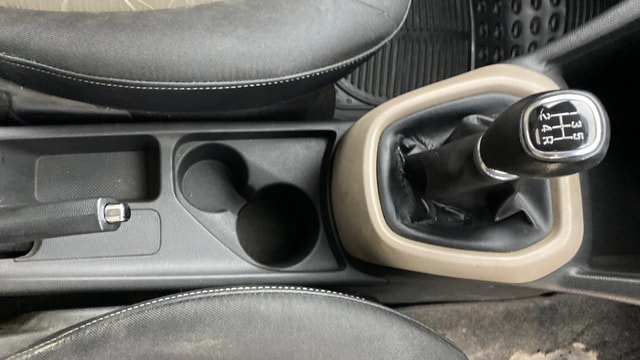 View Hyundai Grand i10 Image 38 Used Hyundai Grand i10 Image 38