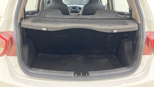 View Hyundai Grand i10 Image 6 Used Hyundai Grand i10 Image 6