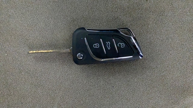 View Maruti Suzuki Stingray Image 20 Used Maruti Suzuki Stingray Image 20