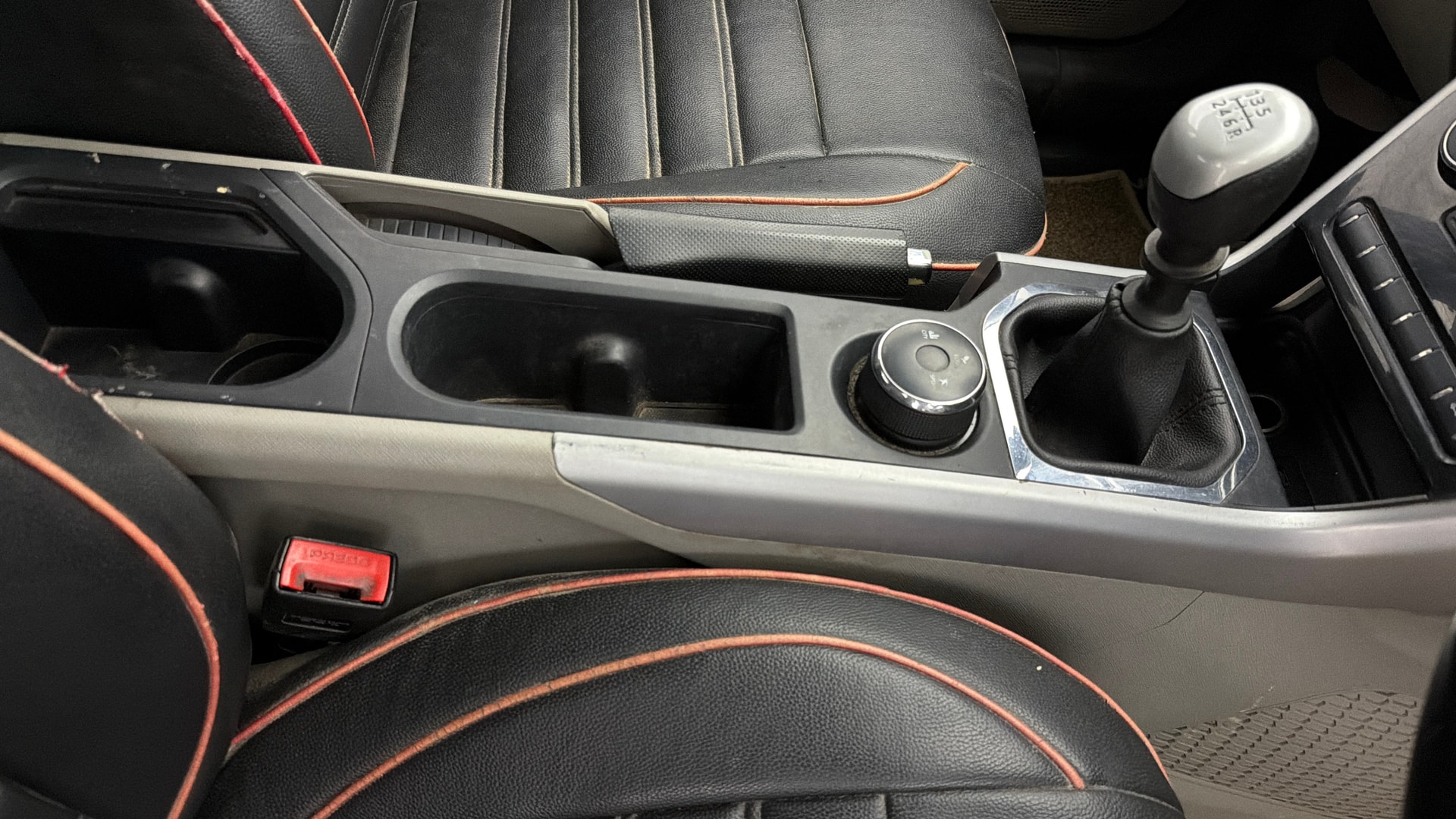 View 2019 Tata Nexon Revotron XZ Image 38 Used 2019 Tata Nexon Revotron XZ Image 38