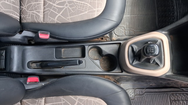 View Hyundai Grand i10 Image 37 Used Hyundai Grand i10 Image 37