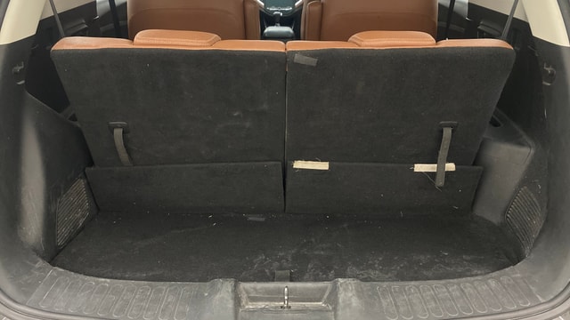 View MG Hector Plus Image 7 Used MG Hector Plus Image 7