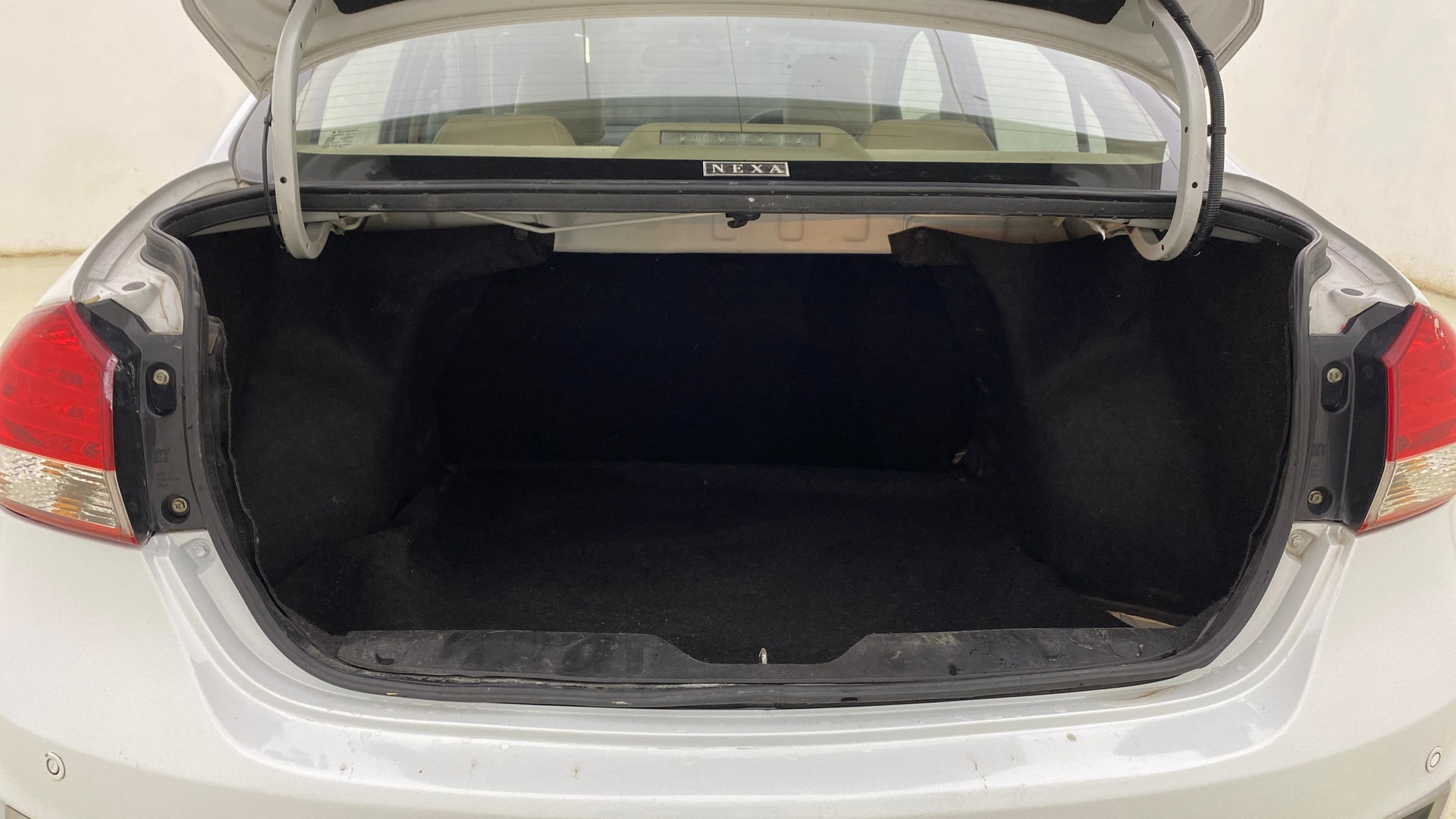 View 2018 Maruti Suzuki 1000 Base Variant Image 11 Used 2018 Maruti Suzuki 1000 Base Variant Image 11