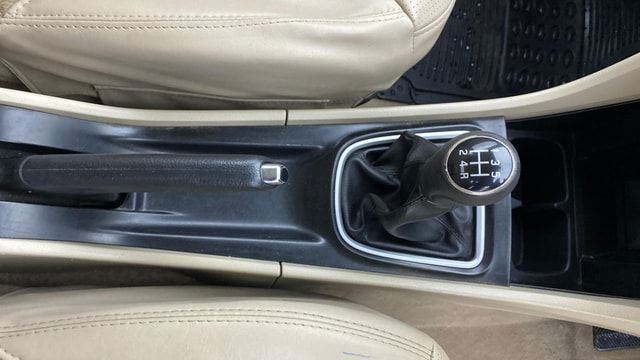 View Maruti Suzuki 1000 Image 38 Used Maruti Suzuki 1000 Image 38