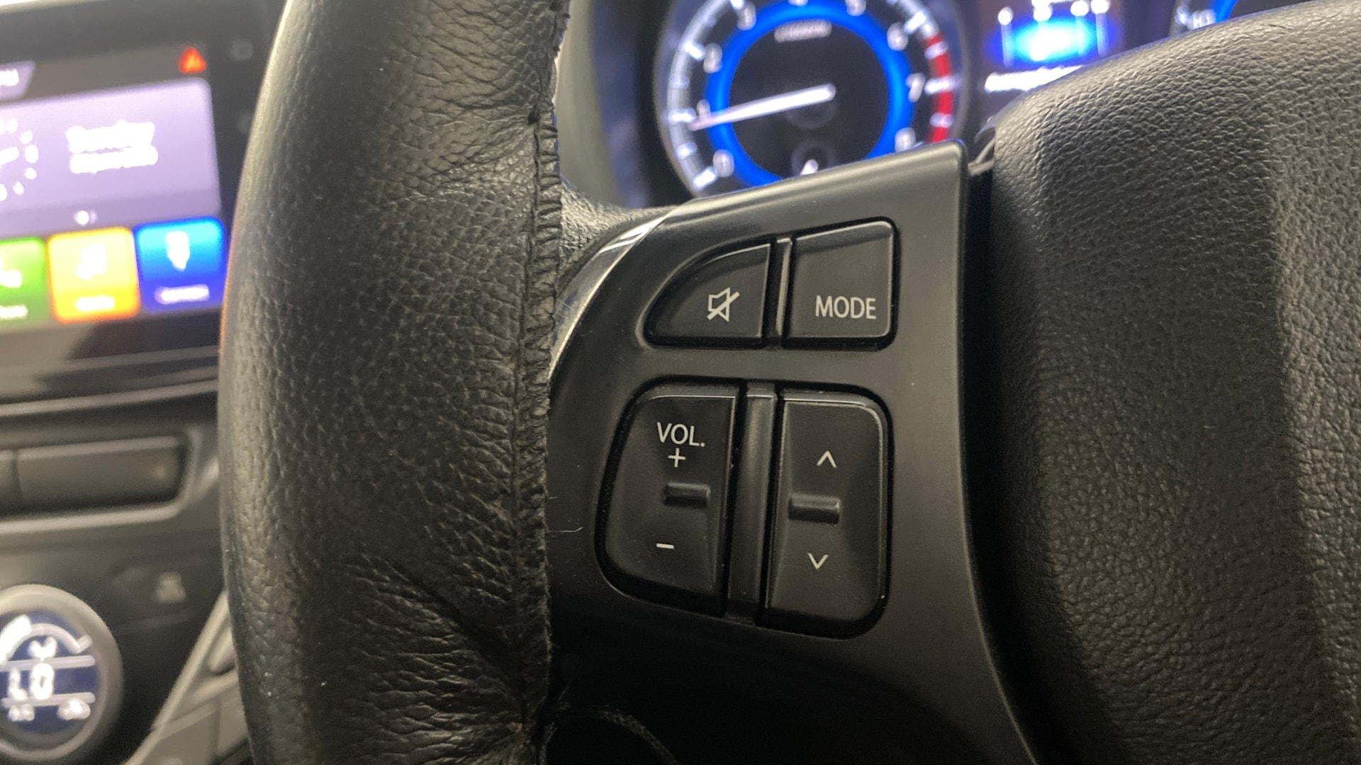 View 2020 Maruti Suzuki 1000 Base Variant Image 3 Used 2020 Maruti Suzuki 1000 Base Variant Image 3
