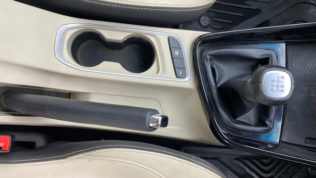 View MG Hector Image 43 Used MG Hector Image 43