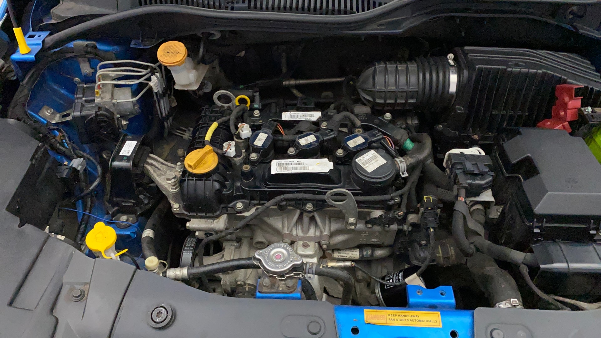 View 2021 Tata Altroz XM Plus Petrol Image 3 Used 2021 Tata Altroz XM Plus Petrol Image 3