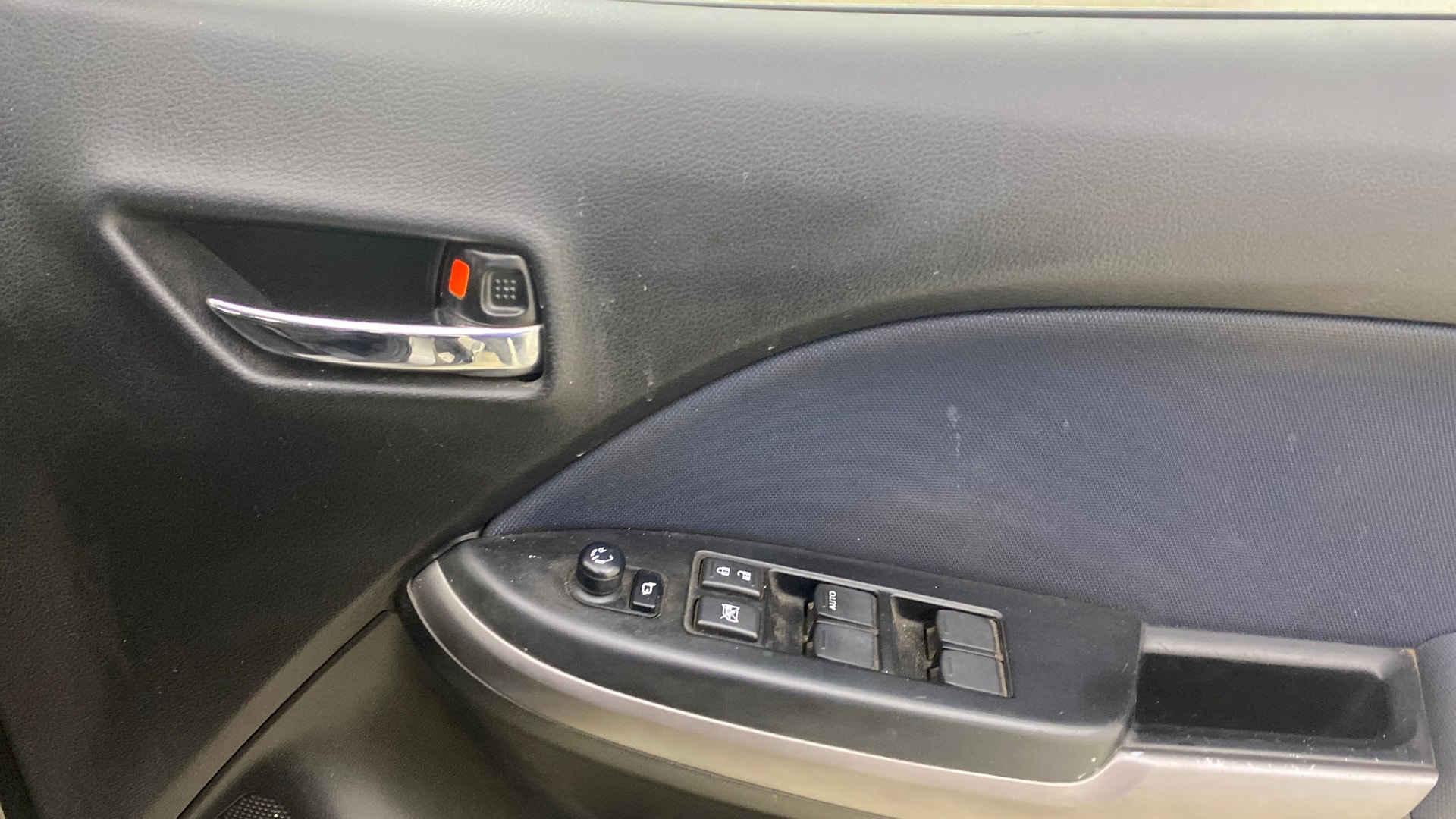 View 2021 Maruti Suzuki 1000 Base Variant Image 33 Used 2021 Maruti Suzuki 1000 Base Variant Image 33