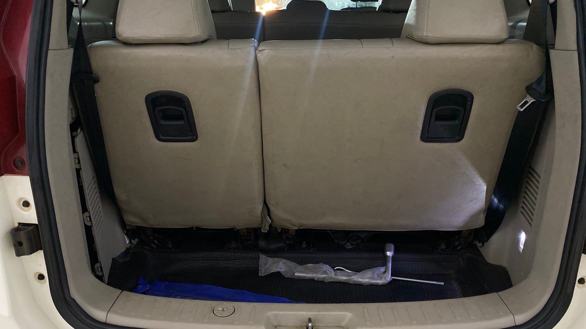 View 2018 Mahindra Marazzo M6 8-Seater Image 10 Used 2018 Mahindra Marazzo M6 8-Seater Image 10