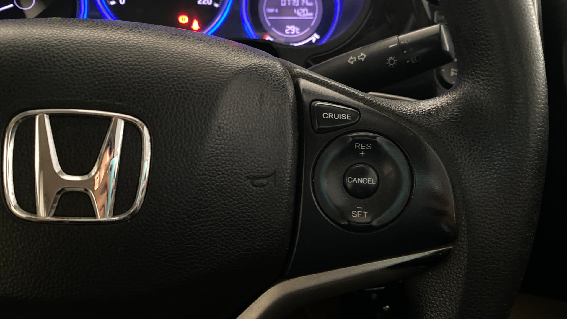 View 2016 Honda City ZX MT Diesel Anniversary Edition Image 3 Used 2016 Honda City ZX MT Diesel Anniversary Edition Image 3