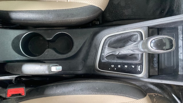 View Hyundai Verna Image 42 Used Hyundai Verna Image 42