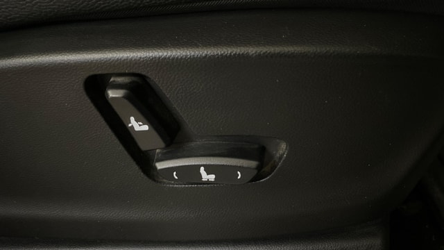 View MG Hector Plus Image 12 Used MG Hector Plus Image 12