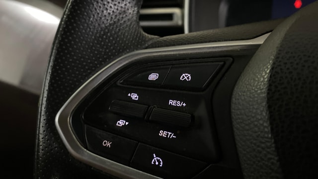 View MG Hector Plus Image 3 Used MG Hector Plus Image 3