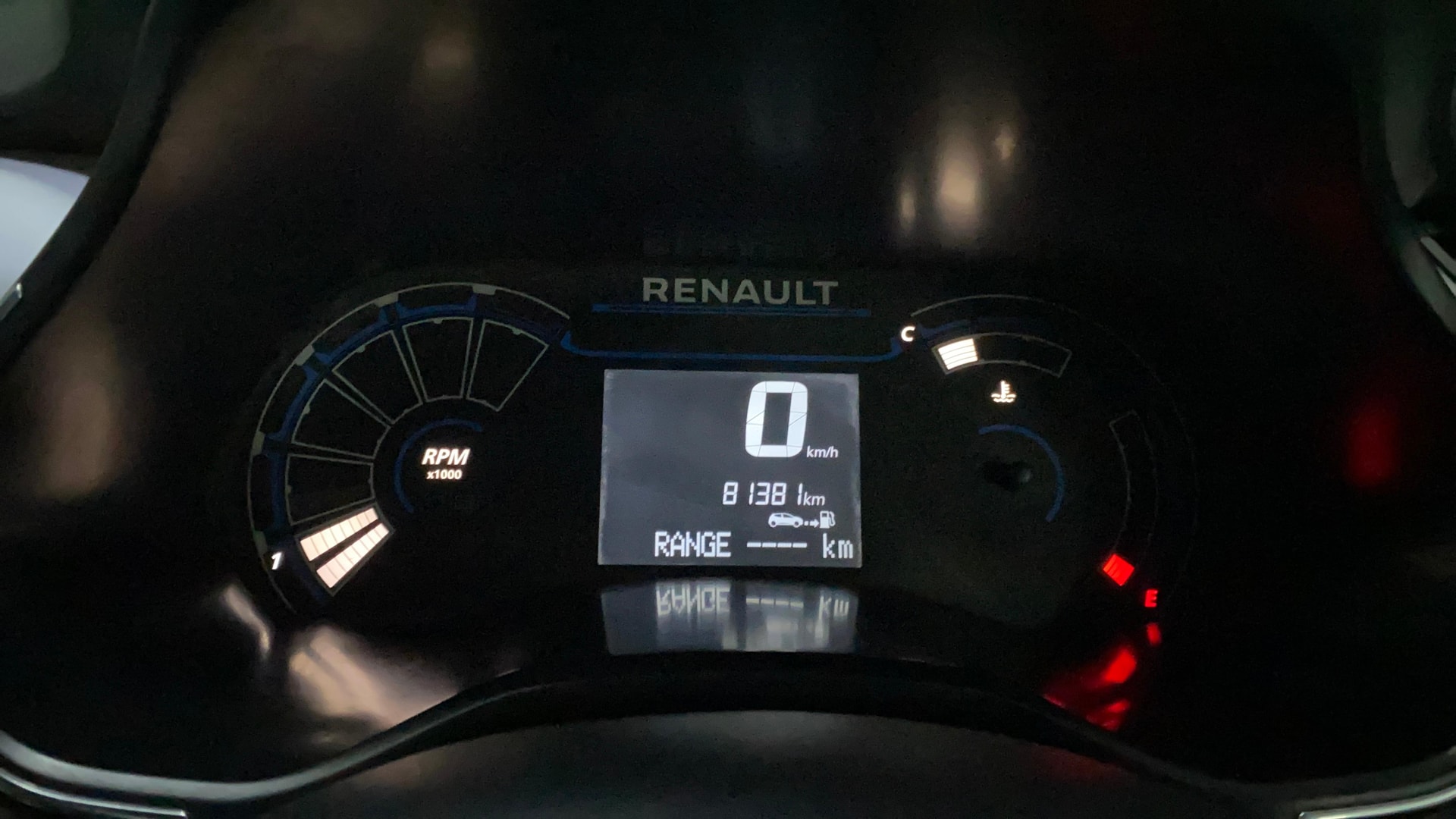 View 2020 Renault Triber RXZ Image 20 Used 2020 Renault Triber RXZ Image 20
