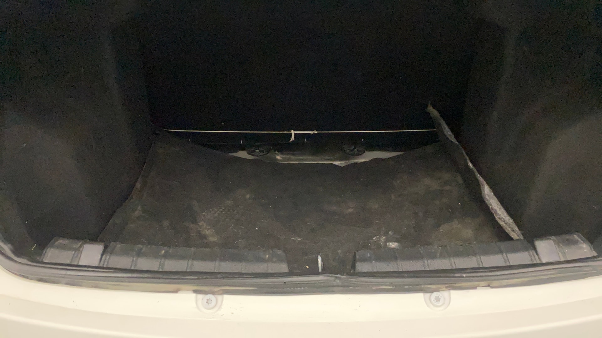 View 2022 Tata Tigor XE Diesel Image 10 Used 2022 Tata Tigor XE Diesel Image 10