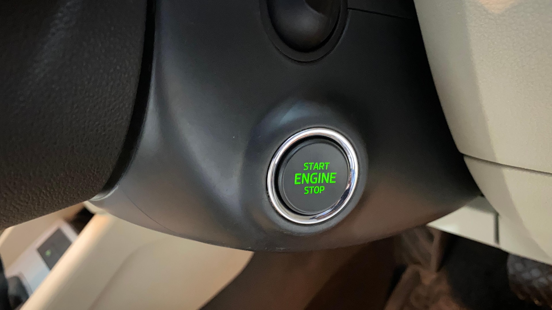 View 2019 Skoda Octavia 2.0 Style TDI CR AT Image 35 Used 2019 Skoda Octavia 2.0 Style TDI CR AT Image 35