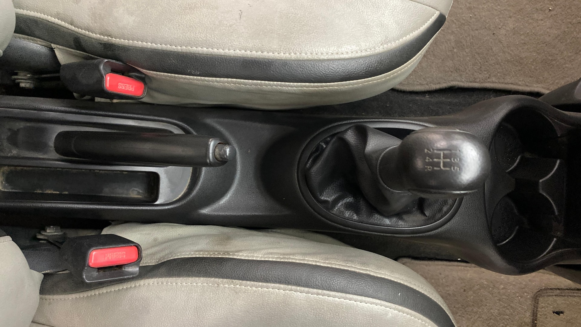 View 2016 Nissan Micra Active XV Image 37 Used 2016 Nissan Micra Active XV Image 37