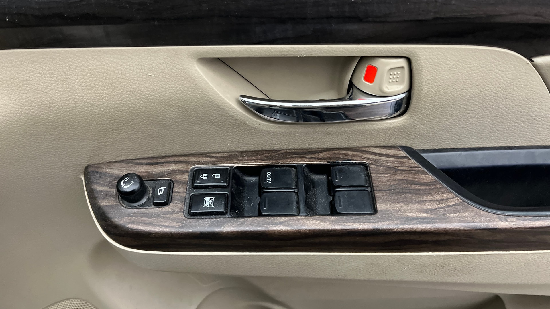 View 2022 Maruti Suzuki 1000 Base Variant Image 35 Used 2022 Maruti Suzuki 1000 Base Variant Image 35