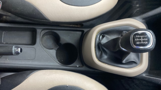 View Hyundai Grand i10 Image 37 Used Hyundai Grand i10 Image 37
